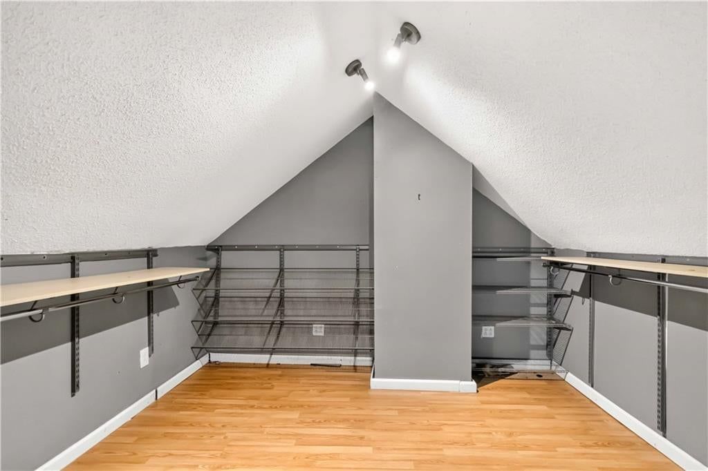 1017 E 84th Terrace — photo 16