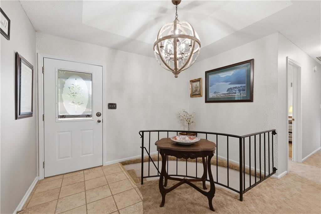2524 S Whitney Avenue — photo 4