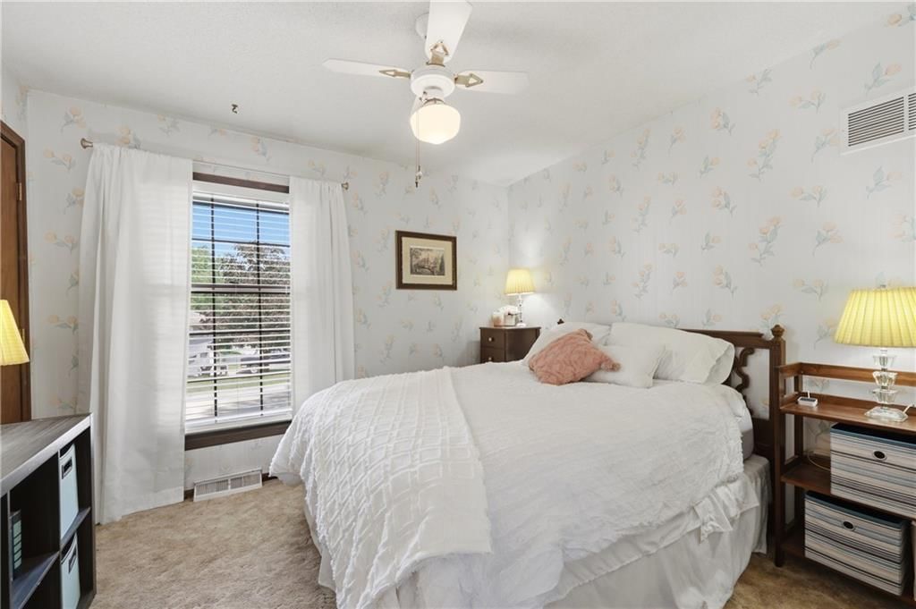 2524 S Whitney Avenue — photo 16