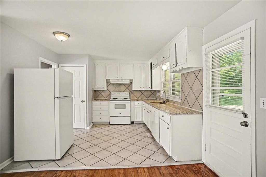 10212 Wheeling Avenue — photo 7