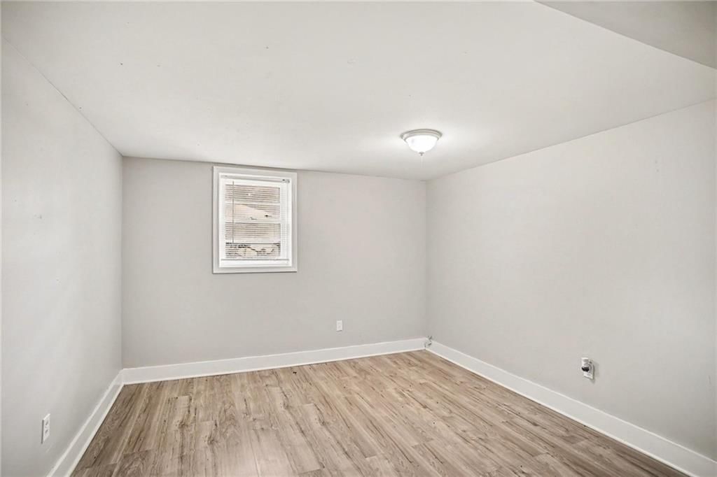 10212 Wheeling Avenue — photo 13