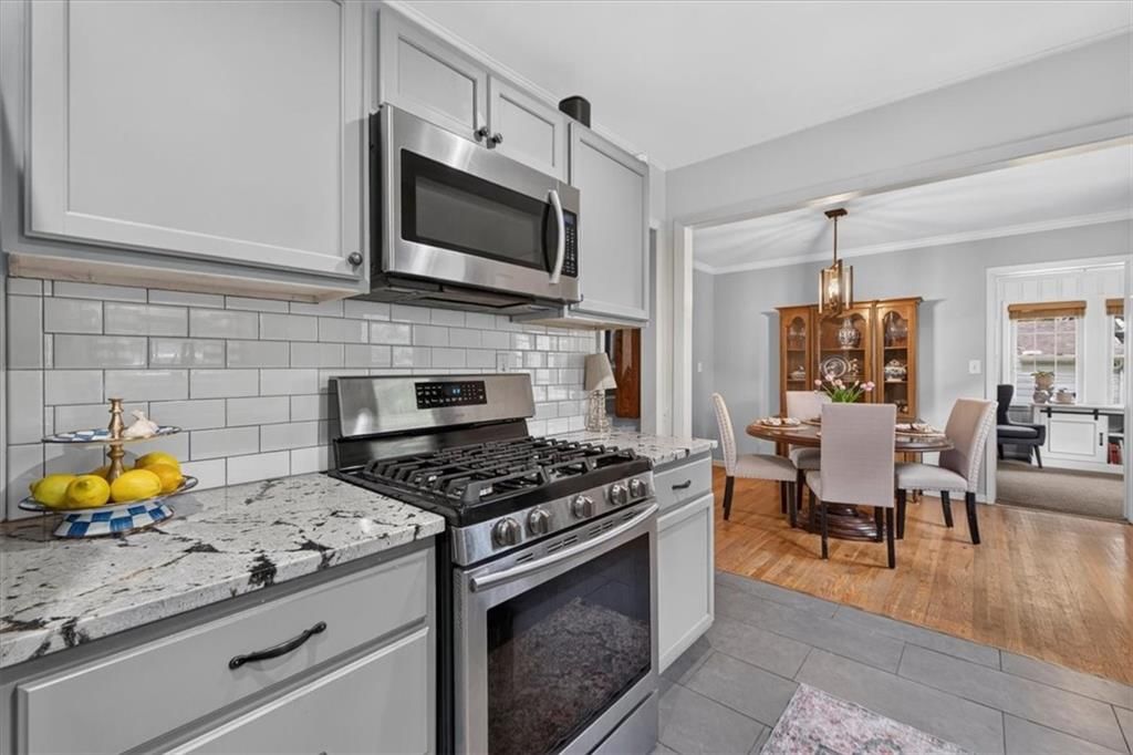 3114 W 72nd Terrace — photo 14