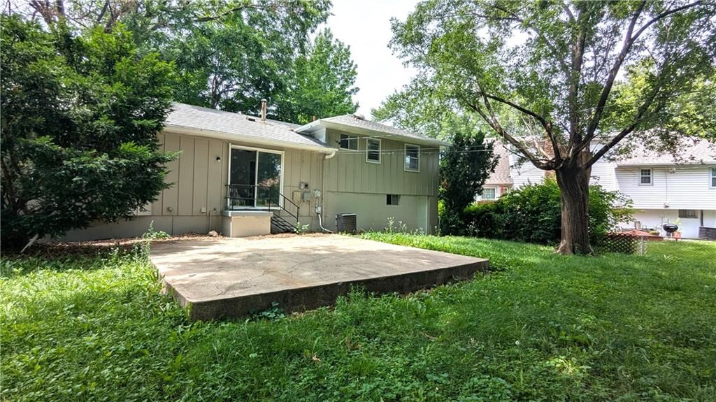 8919 Stark Avenue — photo 6