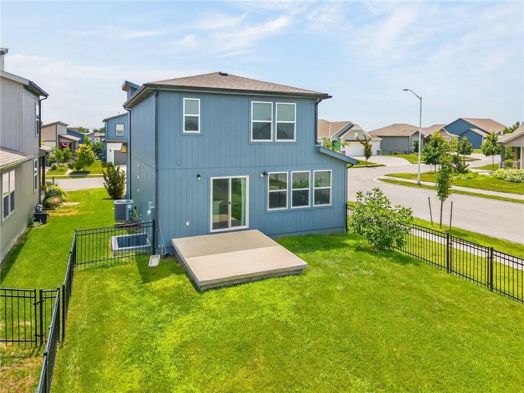 13334 W 180th Terrace — photo 6