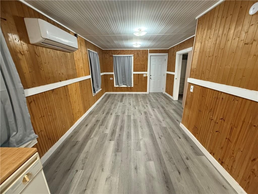 369 Martin Avenue — photo 13
