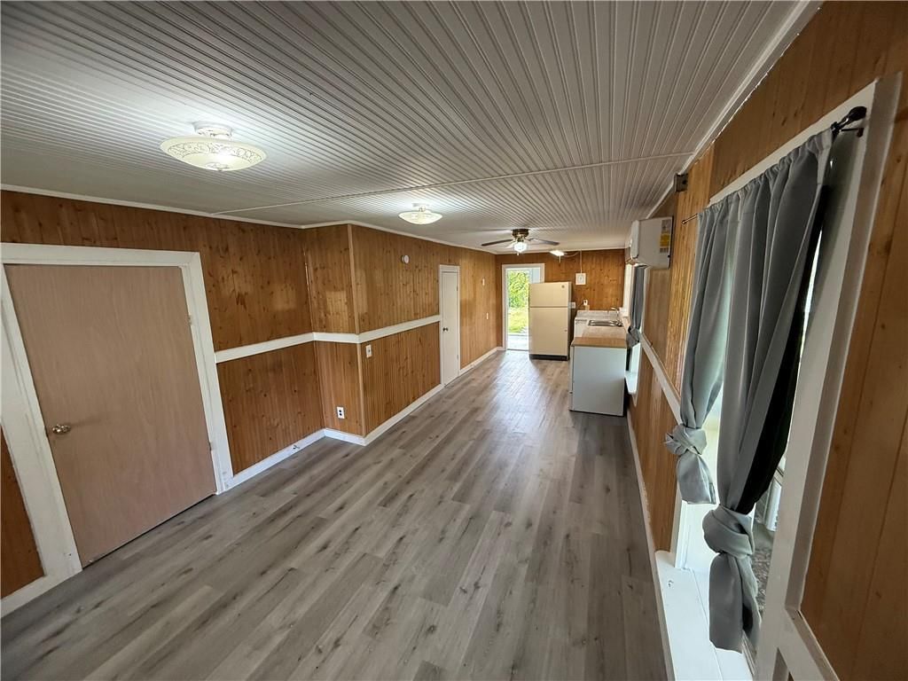 369 Martin Avenue — photo 18