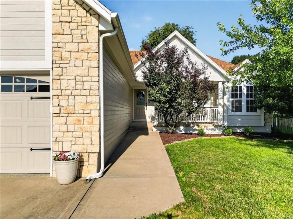 3905 SW EVERGREEN Lane — photo 5