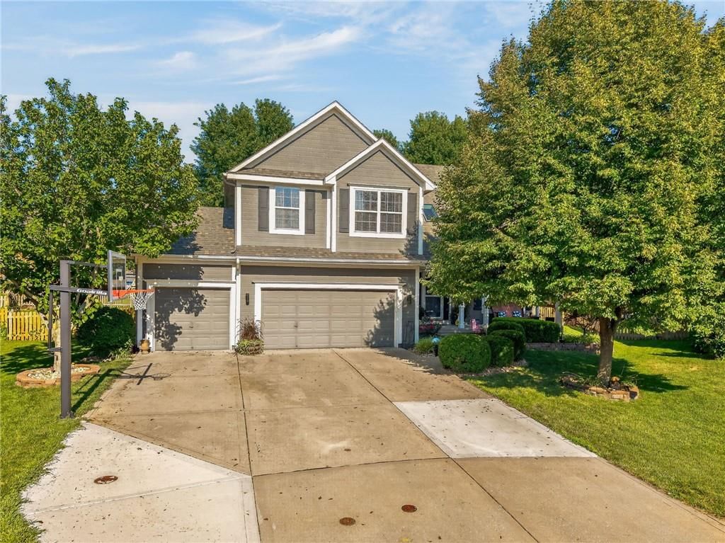 2501 SW Blazing Star Place — photo 3