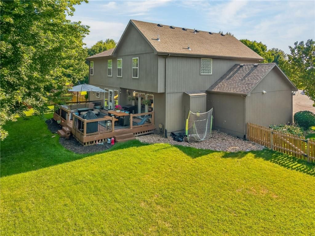 2501 SW Blazing Star Place — photo 6
