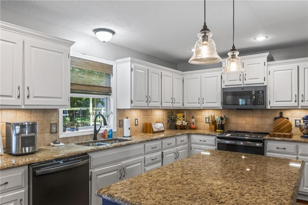 2501 SW Blazing Star Place — photo 23