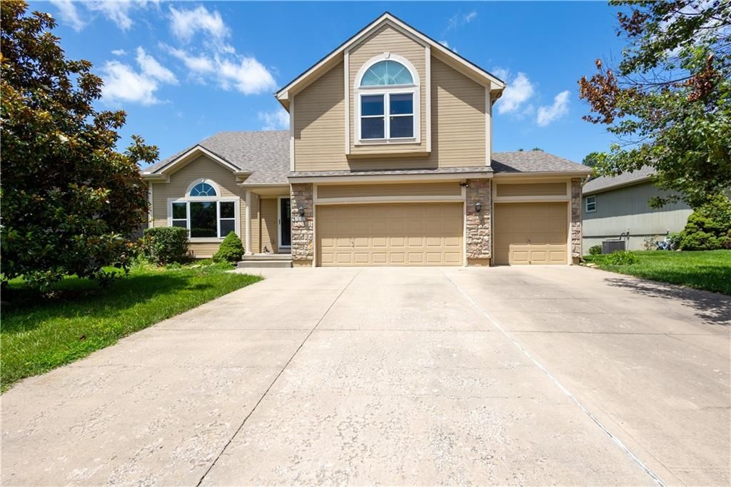 722 Garnes Street — photo 1