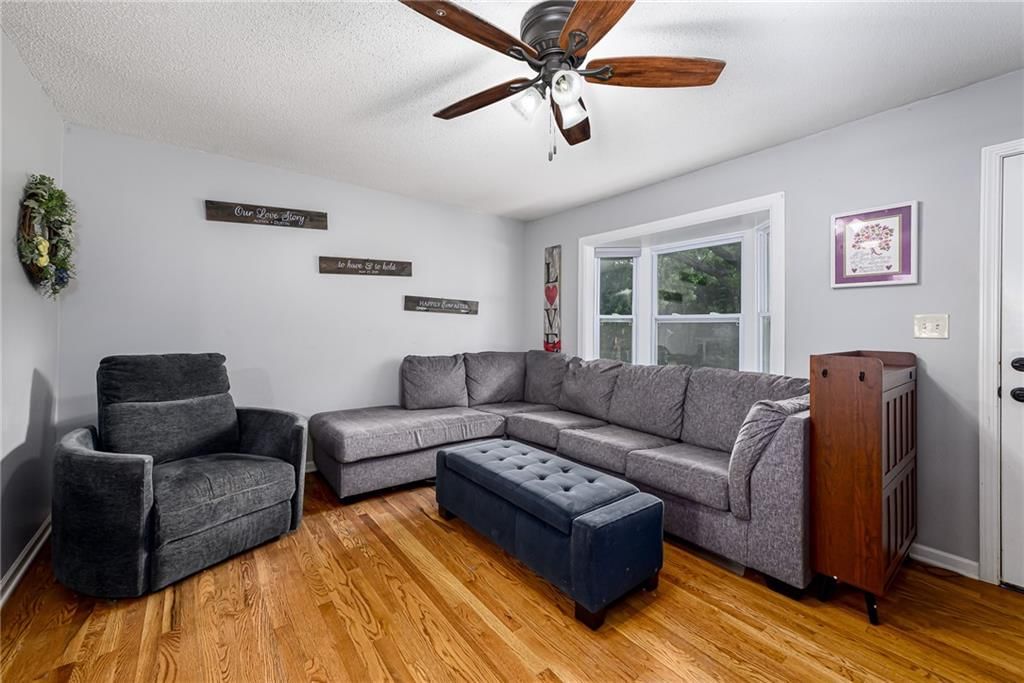 2803 N 109 Street — photo 5