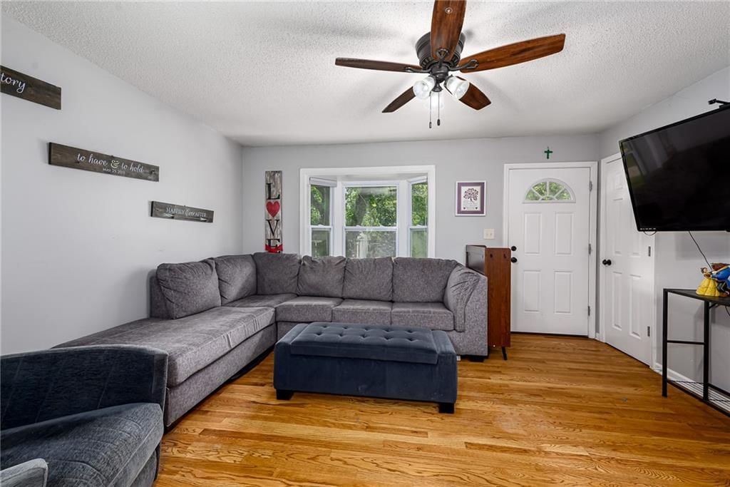 2803 N 109 Street — photo 6