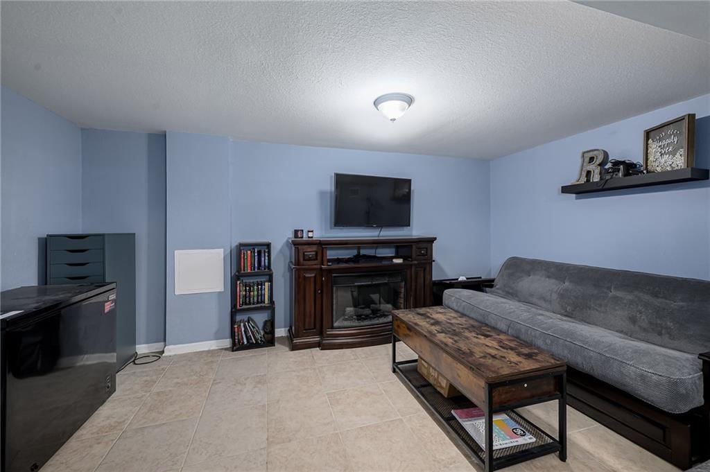 2803 N 109 Street — photo 12