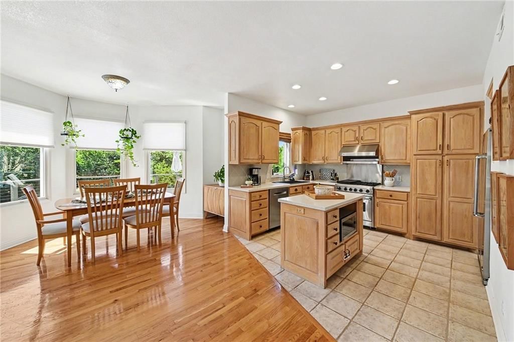 4002 Independence Boulevard — photo 4