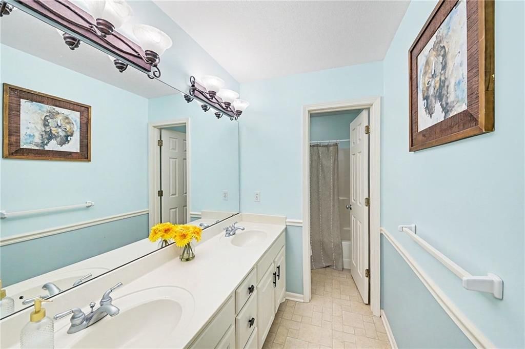 4002 Independence Boulevard — photo 20