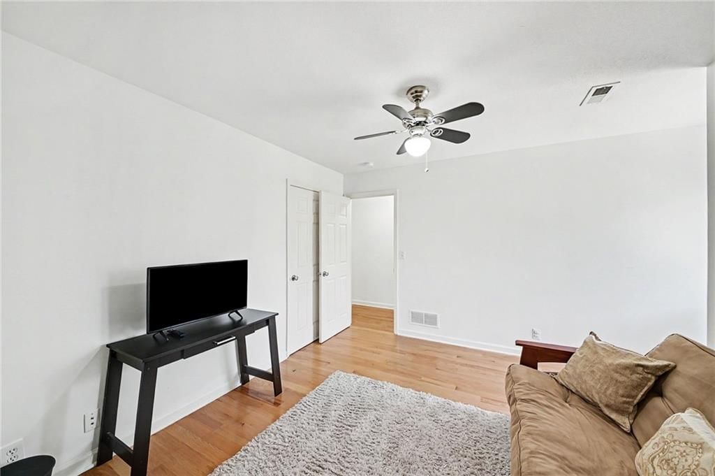 4002 Independence Boulevard — photo 31