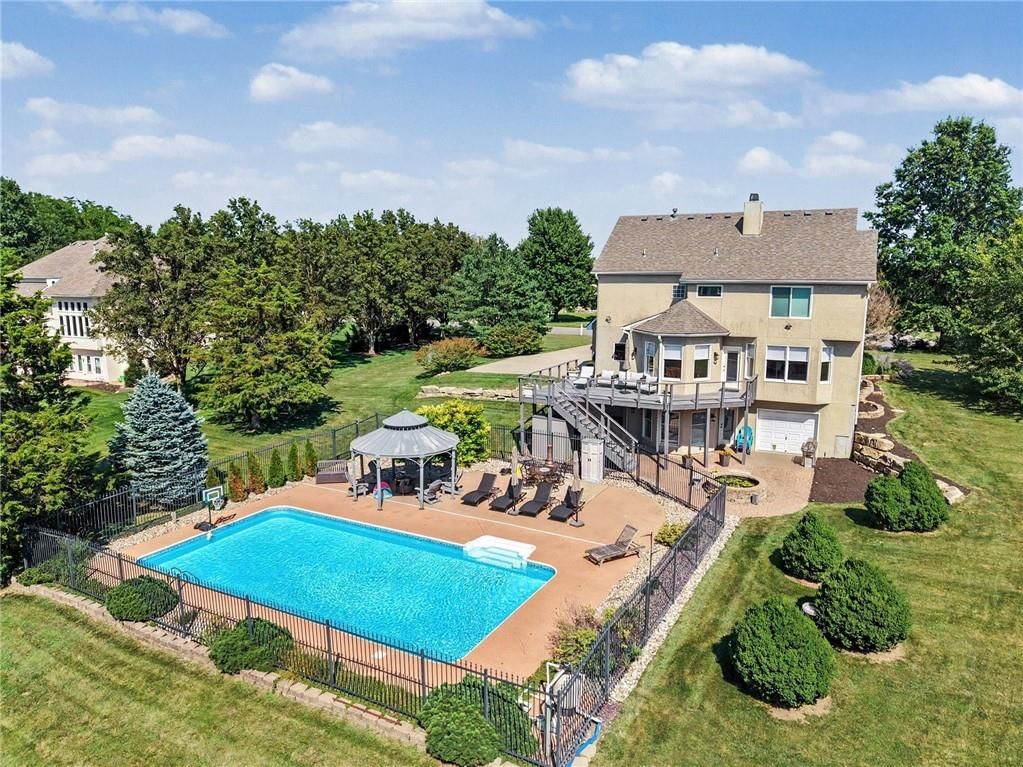 4002 Independence Boulevard — photo 44