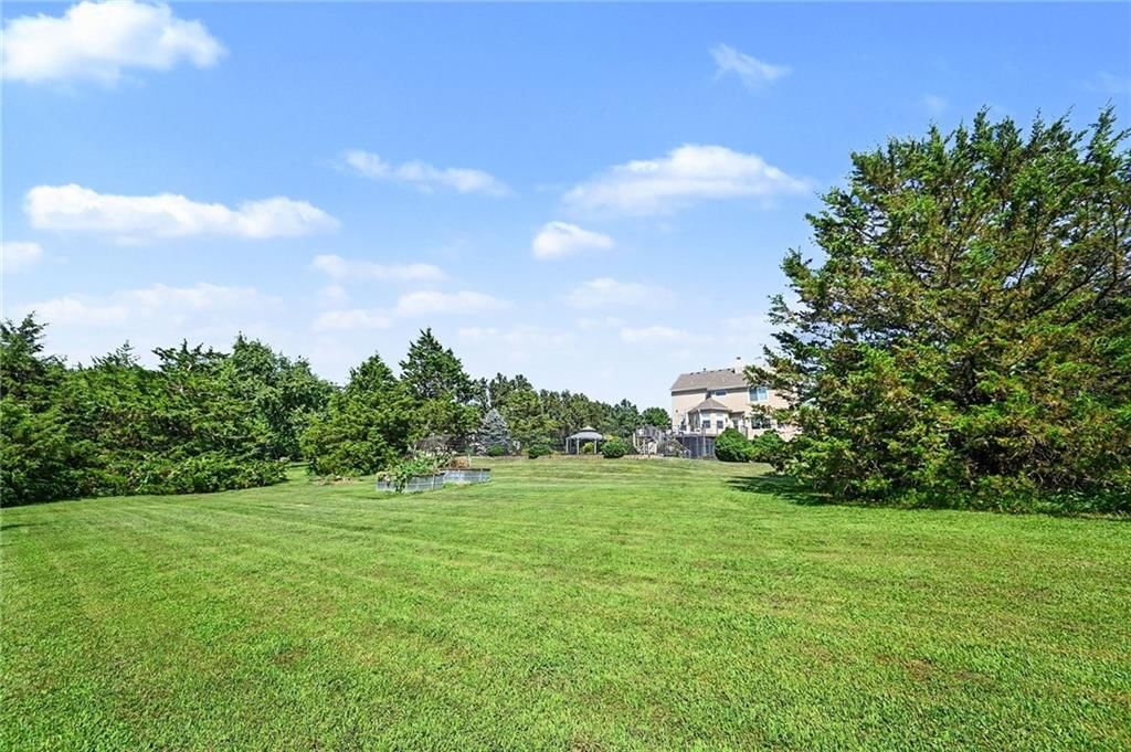 4002 Independence Boulevard — photo 45