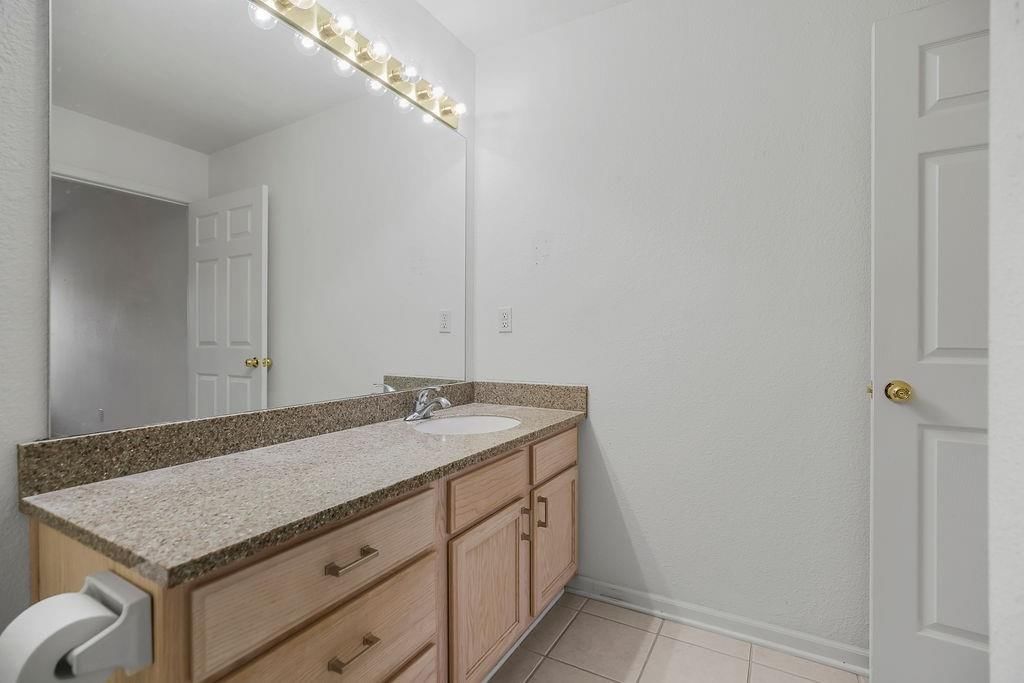 6160 NE Kensington Drive — photo 24