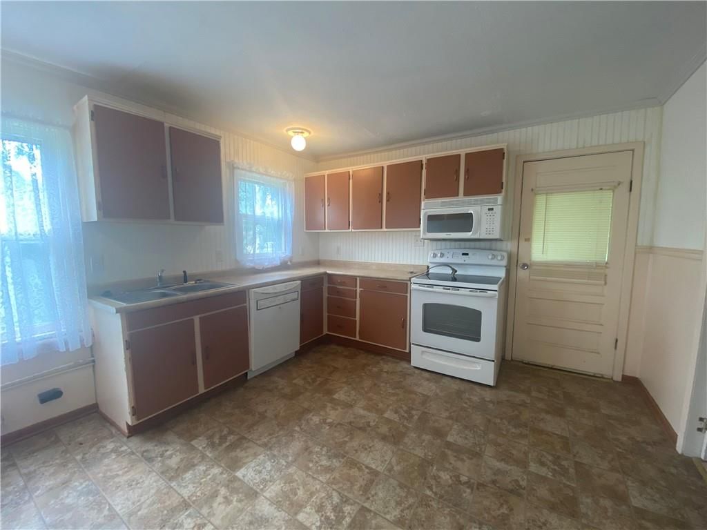 15 E 6th Street — photo 10