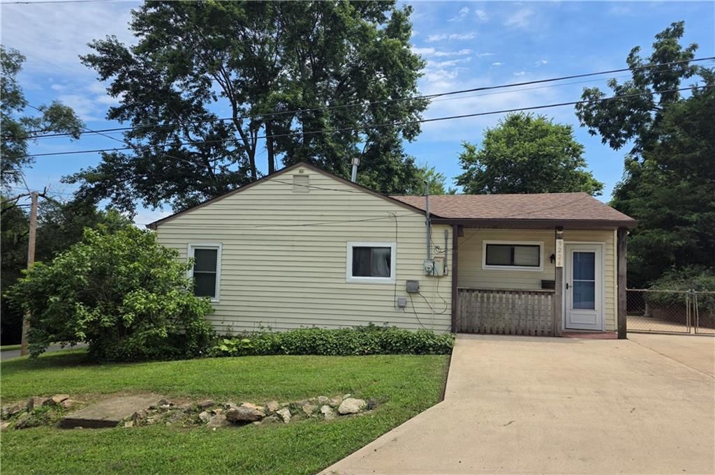 9226 Walnut Street — photo 2