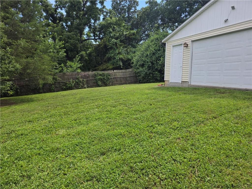 9226 Walnut Street — photo 9