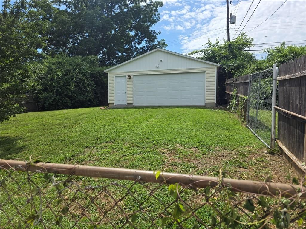 9226 Walnut Street — photo 20
