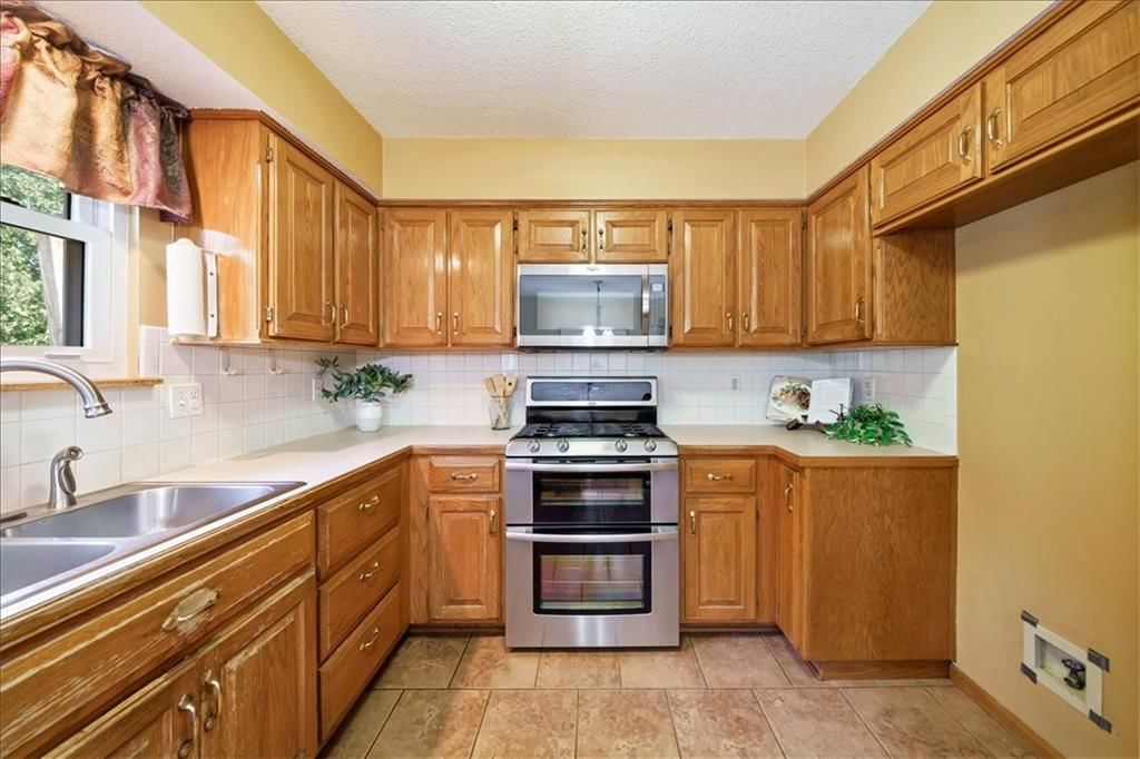 6118 Parkhill Street — photo 9