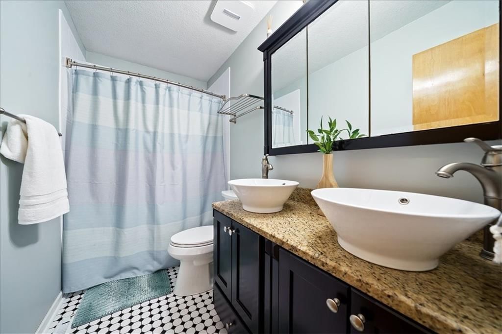 6118 Parkhill Street — photo 17