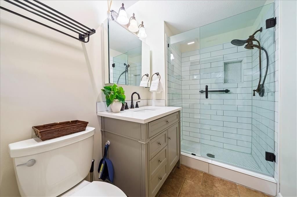 6118 Parkhill Street — photo 24