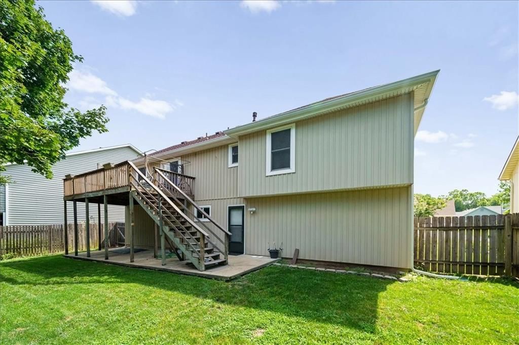 6118 Parkhill Street — photo 25