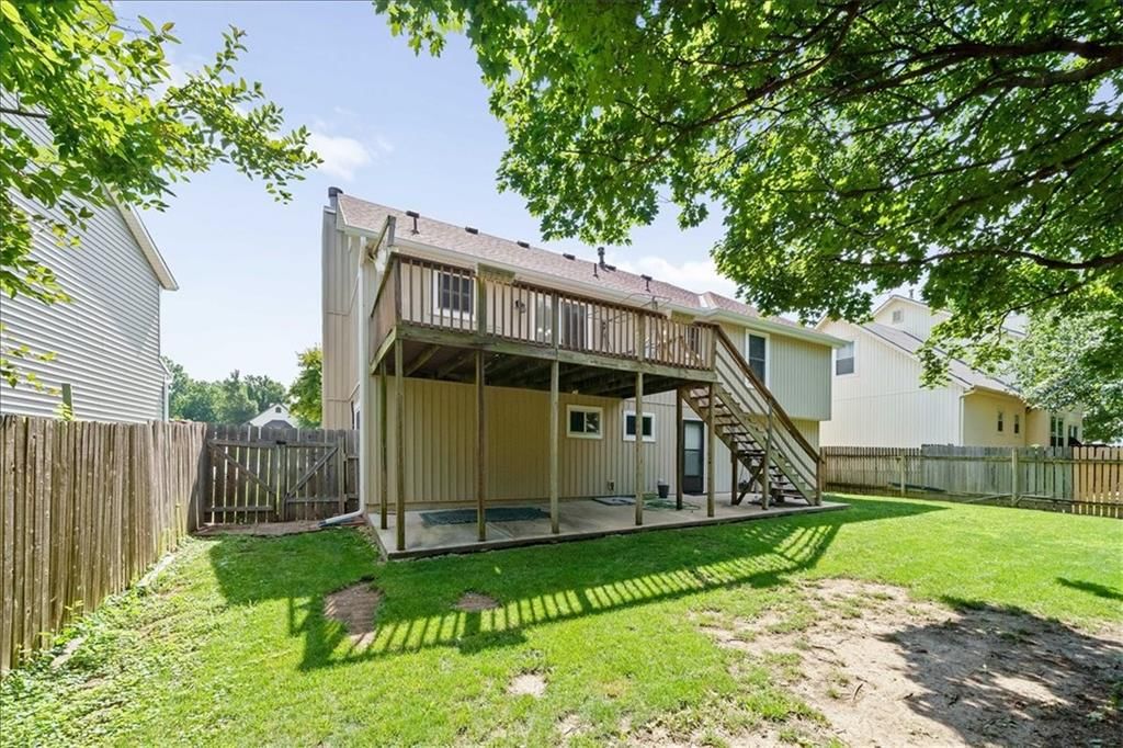 6118 Parkhill Street — photo 26