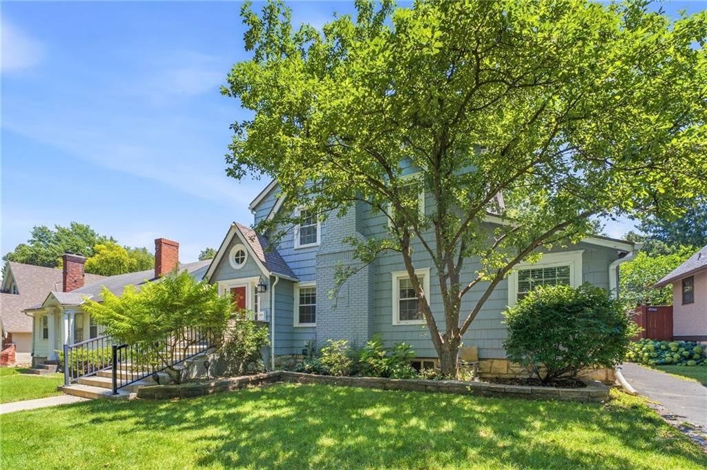 7135 Jefferson Street — photo 2