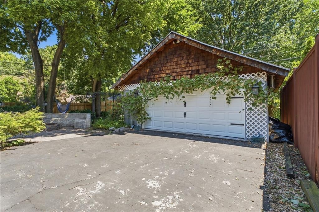 7135 Jefferson Street — photo 26