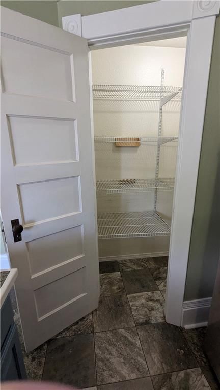416 Miami Street — photo 37