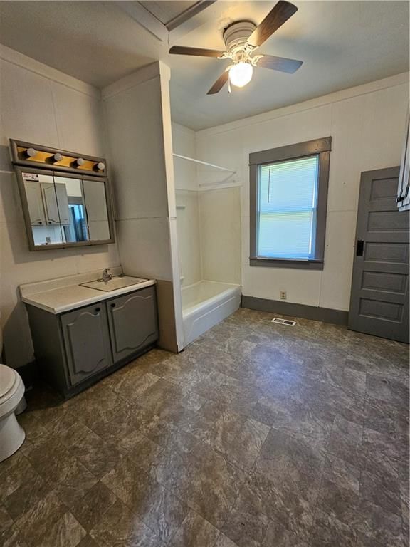 208 Iowa Street — photo 8