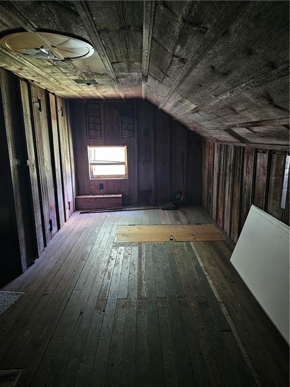 208 Iowa Street — photo 9