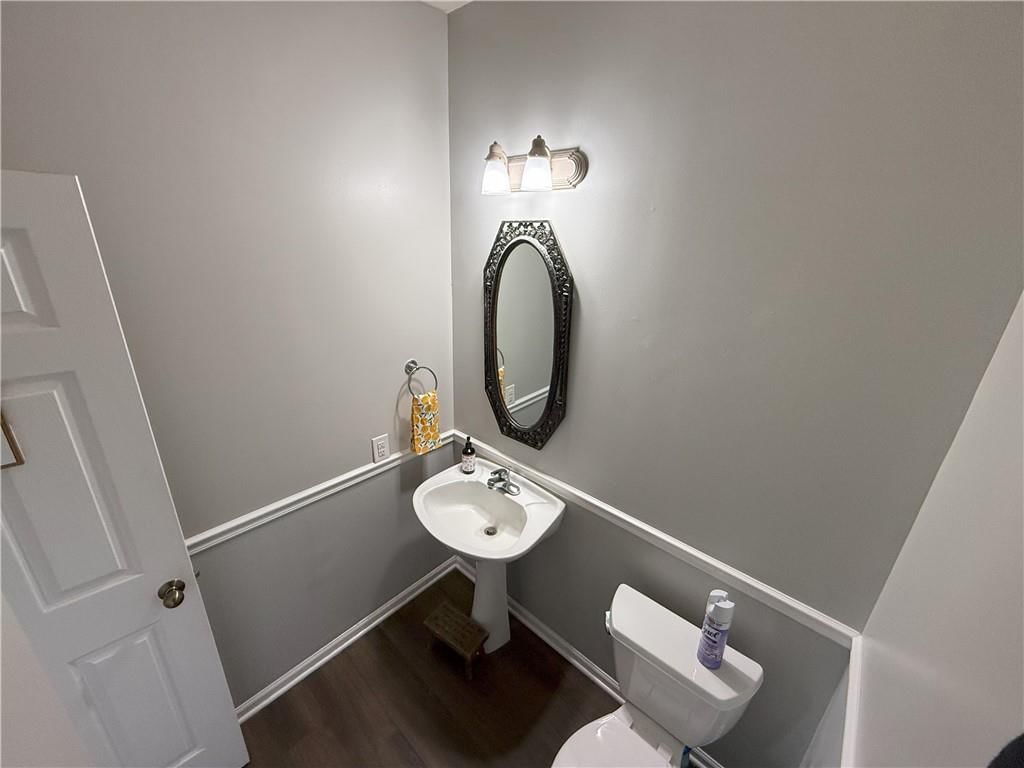 2216 Country Club Drive — photo 7
