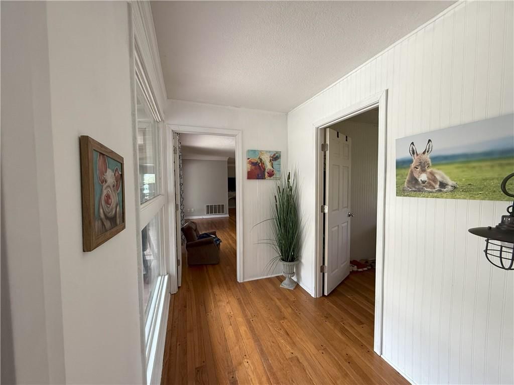 2216 Country Club Drive — photo 13