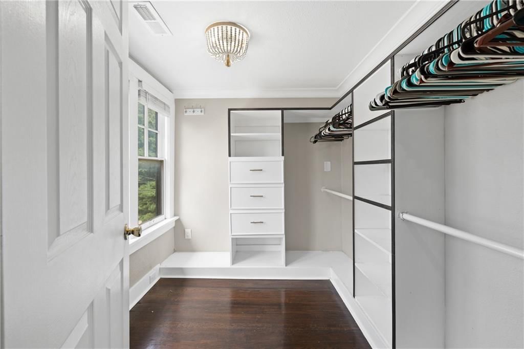 804 W 33rd Street — photo 18