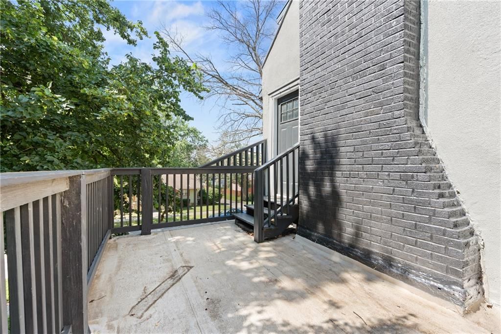 804 W 33rd Street — photo 19