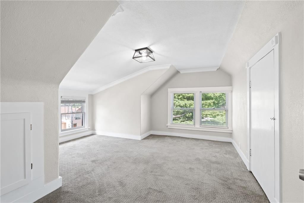 804 W 33rd Street — photo 25