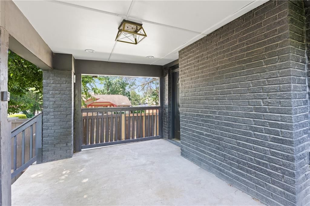 804 W 33rd Street — photo 29
