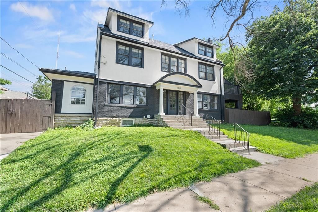 804 W 33rd Street — photo 36