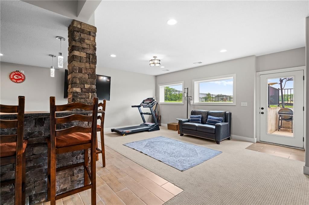 30303 Woodland Drive — photo 35