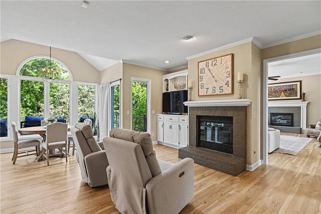 4110 W 110TH Street — photo 19