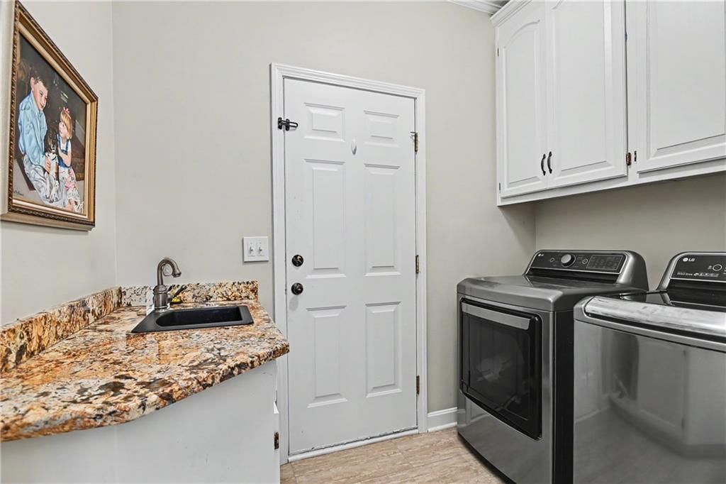 4110 W 110TH Street — photo 33