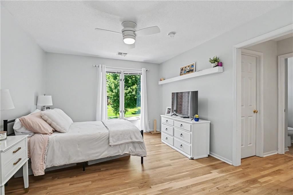 4110 W 110TH Street — photo 43