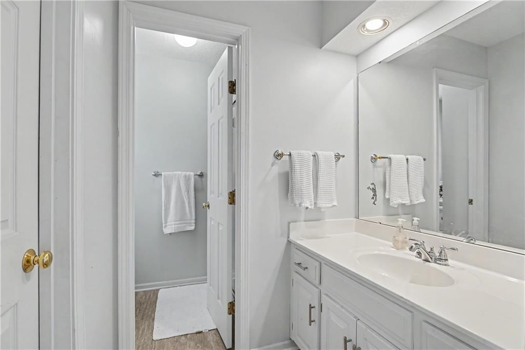 4110 W 110TH Street — photo 44